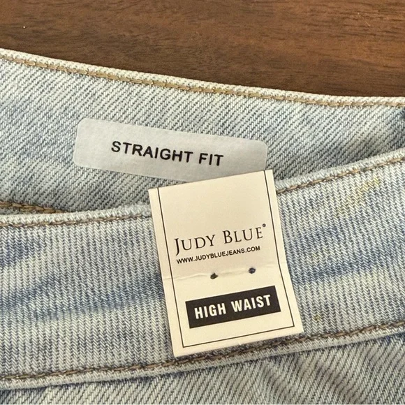 NWT Judy Blue 14W Distressed Cutout Wide Leg Jeans Light Wash High Rise New - Picture 7 of 12